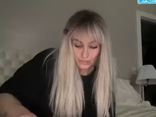 Crumbalina's Live Sex Cam Show