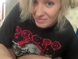 Crumbalina's Live Sex Cam Show