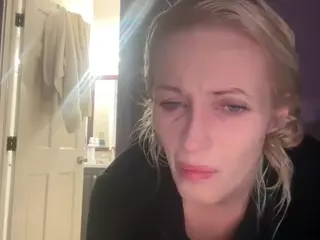 Crumbalina's Live Sex Cam Show