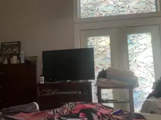 Crumbalina's Live Sex Cam Show