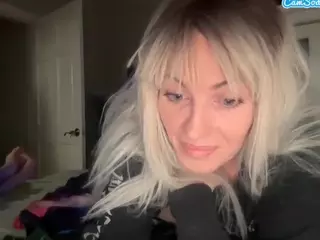 Crumbalina's Live Sex Cam Show
