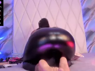 kimmyysantos's Live Sex Cam Show