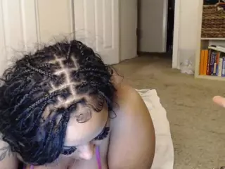 Elegance's Live Sex Cam Show