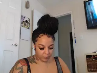 Elegance's Live Sex Cam Show