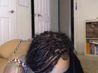 Elegance's Live Sex Cam Show