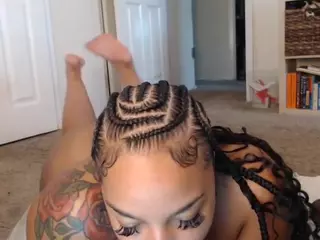 Elegance's Live Sex Cam Show