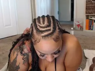 Elegance's Live Sex Cam Show