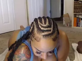 Elegance's Live Sex Cam Show