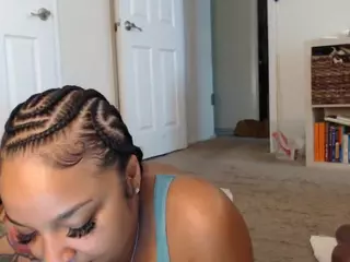 Elegance's Live Sex Cam Show