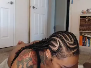 Elegance's Live Sex Cam Show