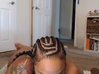 Elegance's Live Sex Cam Show