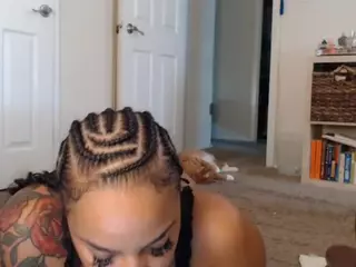 Elegance's Live Sex Cam Show