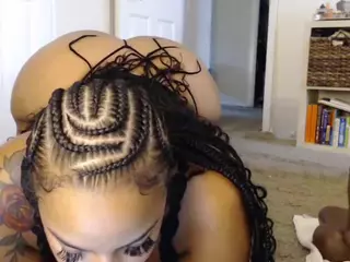 Elegance's Live Sex Cam Show