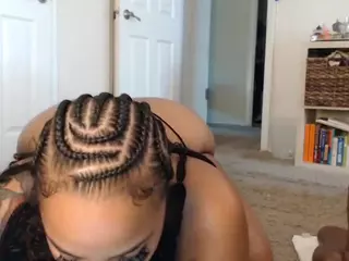 Elegance's Live Sex Cam Show