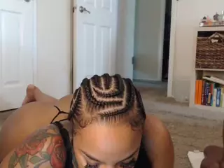 Elegance's Live Sex Cam Show