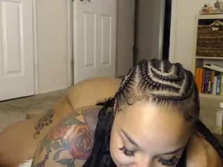 Elegance's Live Sex Cam Show