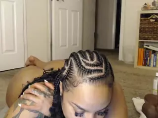 Elegance's Live Sex Cam Show