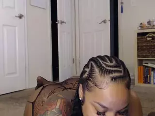 Elegance's Live Sex Cam Show
