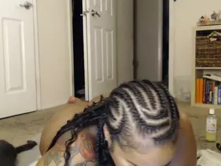 Elegance's Live Sex Cam Show