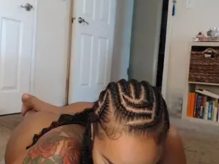 Elegance's Live Sex Cam Show