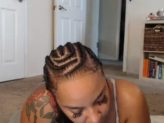 Elegance's Live Sex Cam Show