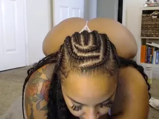 Elegance's Live Sex Cam Show