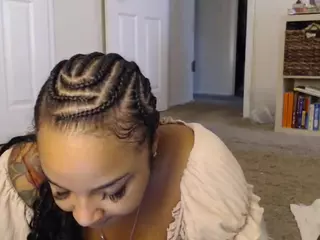 Elegance's Live Sex Cam Show