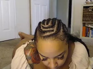 Elegance's Live Sex Cam Show