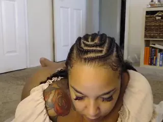 Elegance's Live Sex Cam Show
