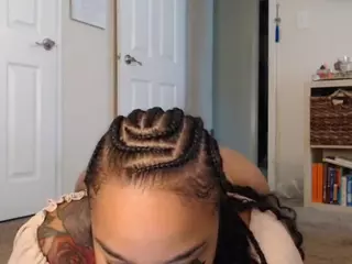 Elegance's Live Sex Cam Show