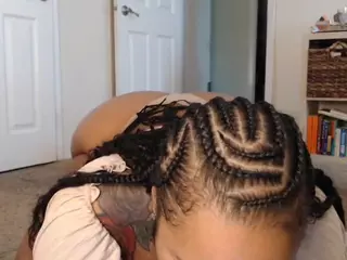 Elegance's Live Sex Cam Show
