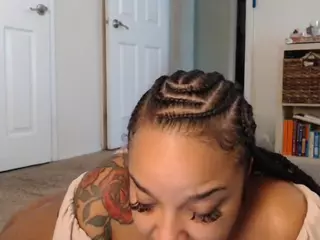 Elegance's Live Sex Cam Show