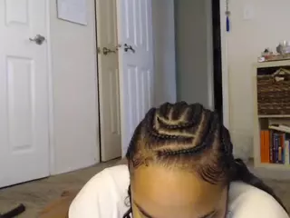 Elegance's Live Sex Cam Show