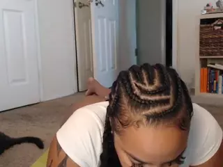 Elegance's Live Sex Cam Show