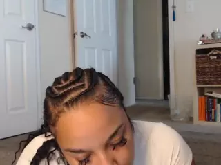 Elegance's Live Sex Cam Show