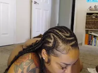 Elegance's Live Sex Cam Show