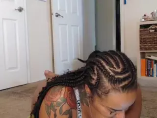 Elegance's Live Sex Cam Show