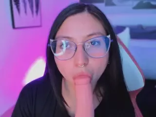 Lucy Joness's Live Sex Cam Show