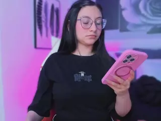 Lucy Joness's Live Sex Cam Show