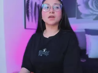 Lucy Joness's Live Sex Cam Show