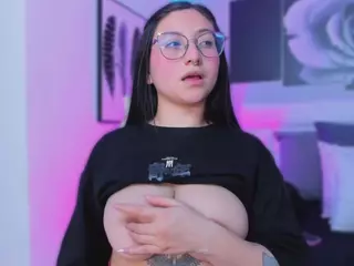 Lucy Joness's Live Sex Cam Show