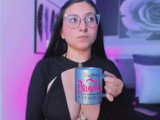 Lucy Joness's Live Sex Cam Show