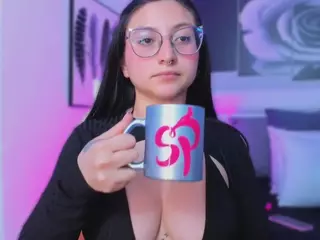 Lucy Joness's Live Sex Cam Show
