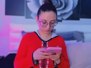 Lucy Joness's Live Sex Cam Show
