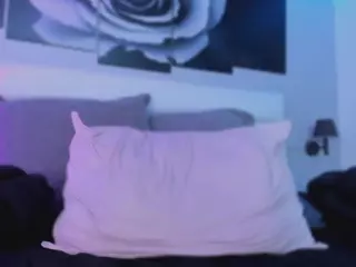 Lucy Joness's Live Sex Cam Show