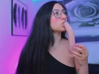 Lucy Joness's Live Sex Cam Show
