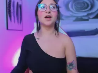 Lucy Joness's Live Sex Cam Show