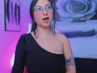 Lucy Joness's Live Sex Cam Show