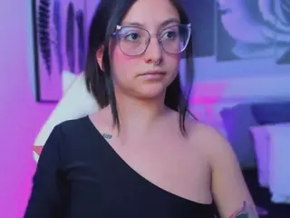 Lucy Joness's Live Sex Cam Show