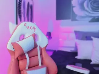 Lucy Joness's Live Sex Cam Show